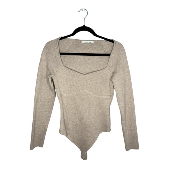 ABERCROMBIE Long sleeved sweetheart sweater bodysuit small light brown NWOT - Picture 6 of 8